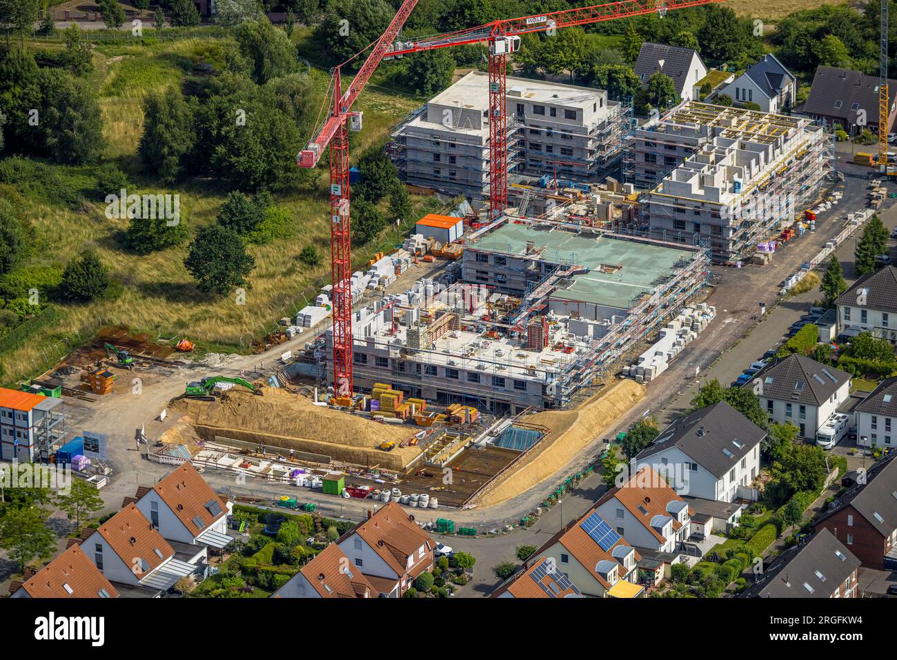 Luftaufnahme, Baustelle mit Neubau von Apartmenthäusern am Helene-Meiser-Weg Ecke Hans-Grüning-Weg, Menglinghausen, Dortmund, Ruhrgebiet, N Stockfoto