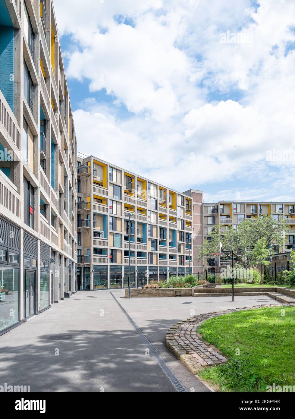 Sheffield, England - Park Hill Wohnhaus (Renovierung in Phase 3) von Jack Lynn & Ivor Smith, Renovierung durch Whittam Cox Architects für Urban Splash Stockfoto