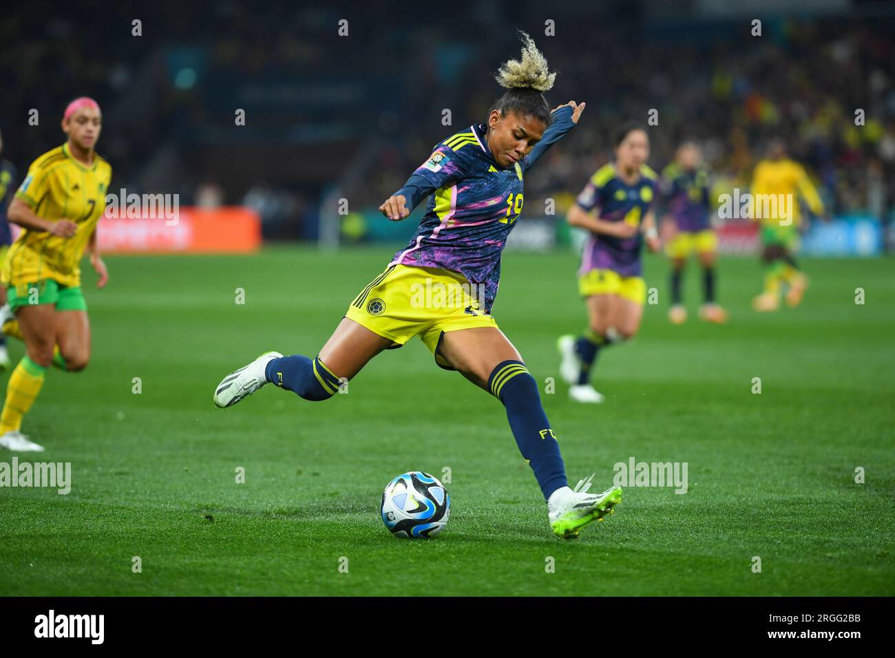 Jorelyn Carabalí aus Kolumbien wird während des FIFA Women's World Cup 2023 Runde 16-Spiels zwischen Kolumbien und Jamaika im Melbourne Rectangular Stadium in Aktion gesehen. Endstand Kolumbien 1:0 Jamaika. (Foto: Alexander Bogatyrev / SOPA Images/Sipa USA) Stockfoto