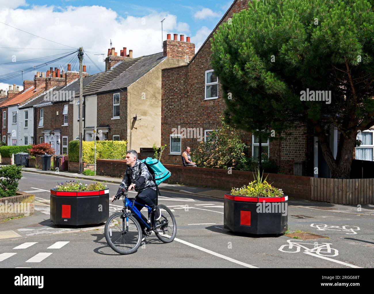 Umstrittene verkehrsberuhigende Maßnahmen in der Groves Area von York, North Yorkshire, England, Großbritannien Stockfoto