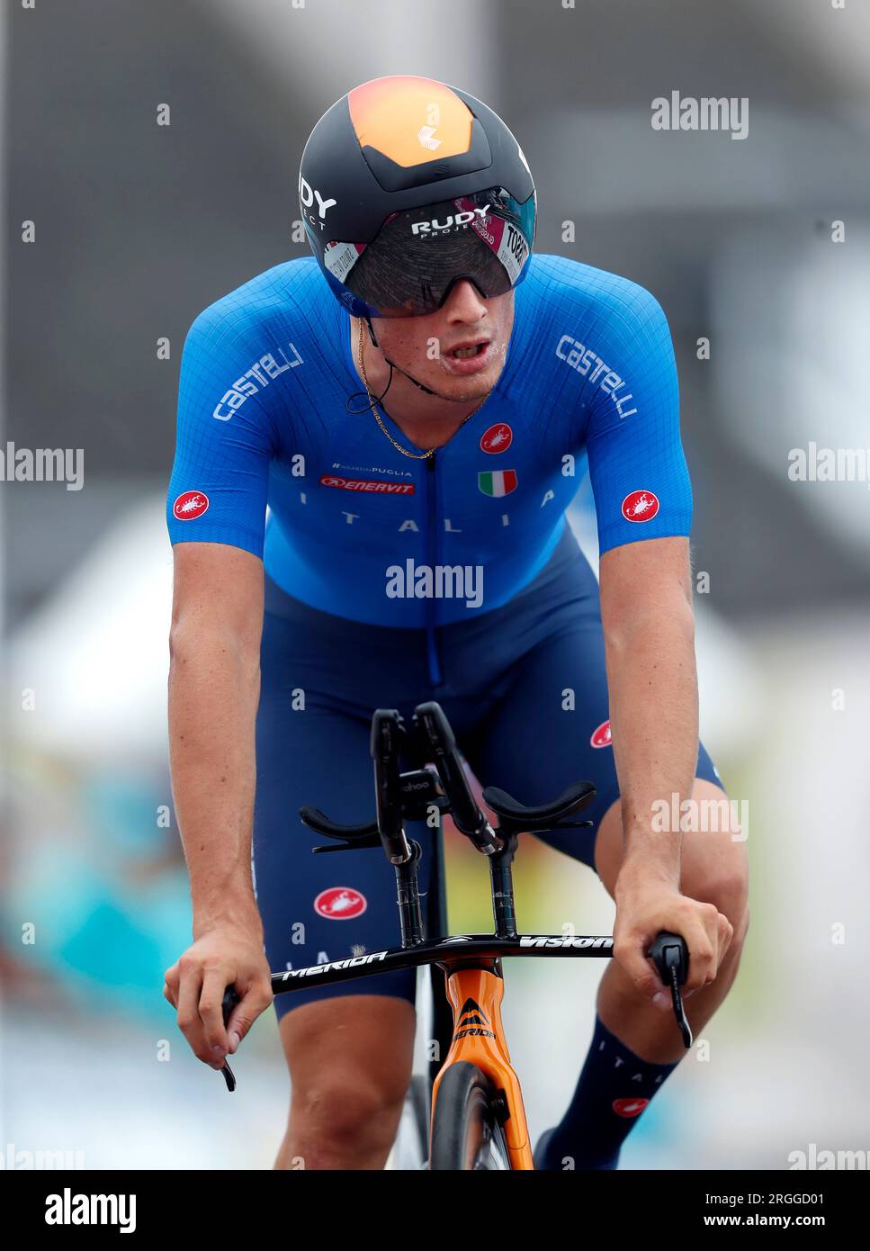 Italiens Bryan Olivo überquert die Ziellinie im Individual Time Trial-Rennen der Men under 23 am 7. Tag der UCI-Radweltmeisterschaft 2023 in Stirling. Bilddatum: Mittwoch, 9. August 2023. Stockfoto