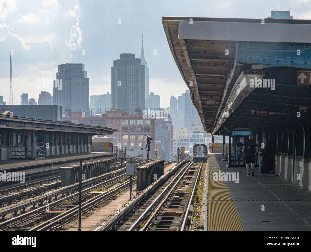 U-Bahn-Station NYC Kopierraum, Bild des öffentlichen Nahverkehrs. Stockfoto