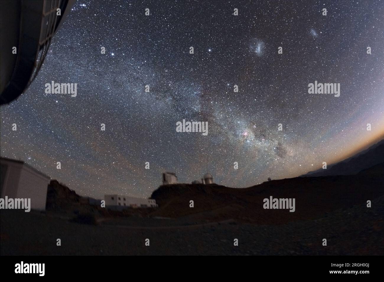 Sternenhimmel über dem Observatorium Stockfoto