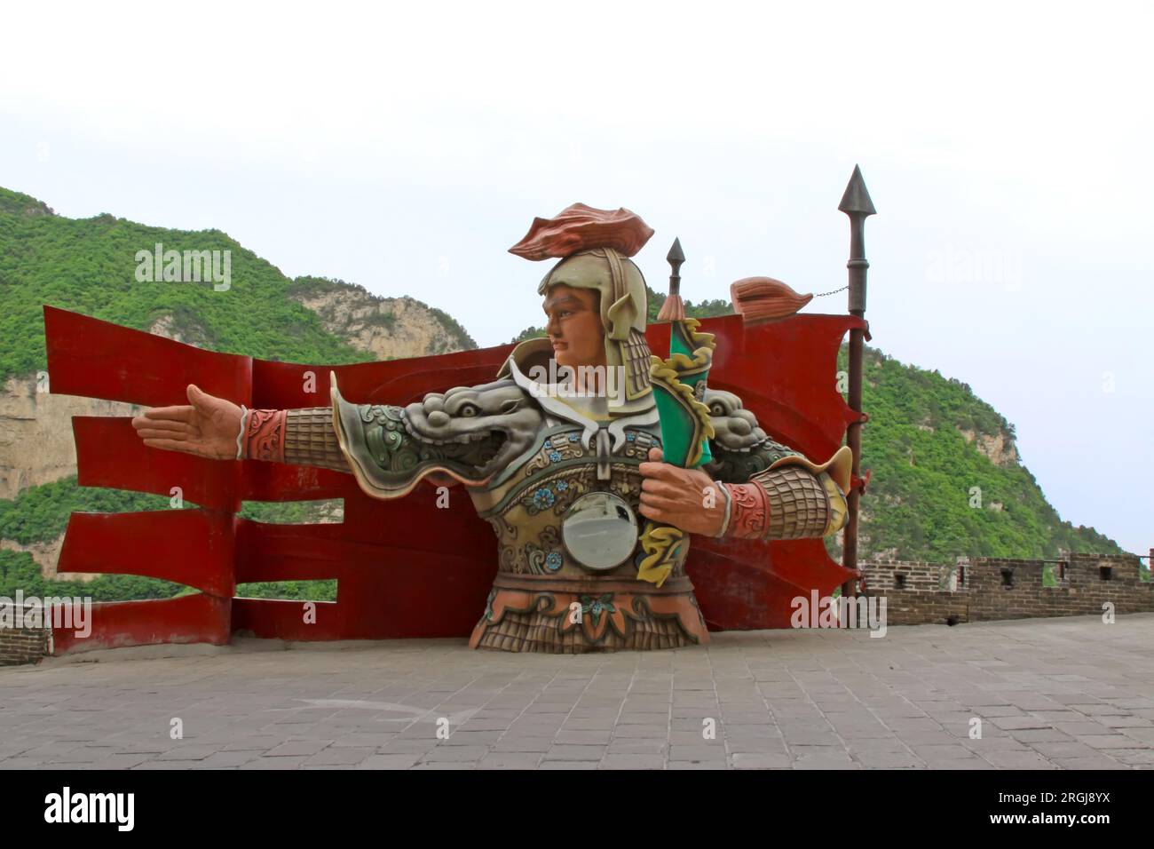 Chinesische antike Samurai-Skulptur, in einer malerischen Gegend, Nordchina Stockfoto