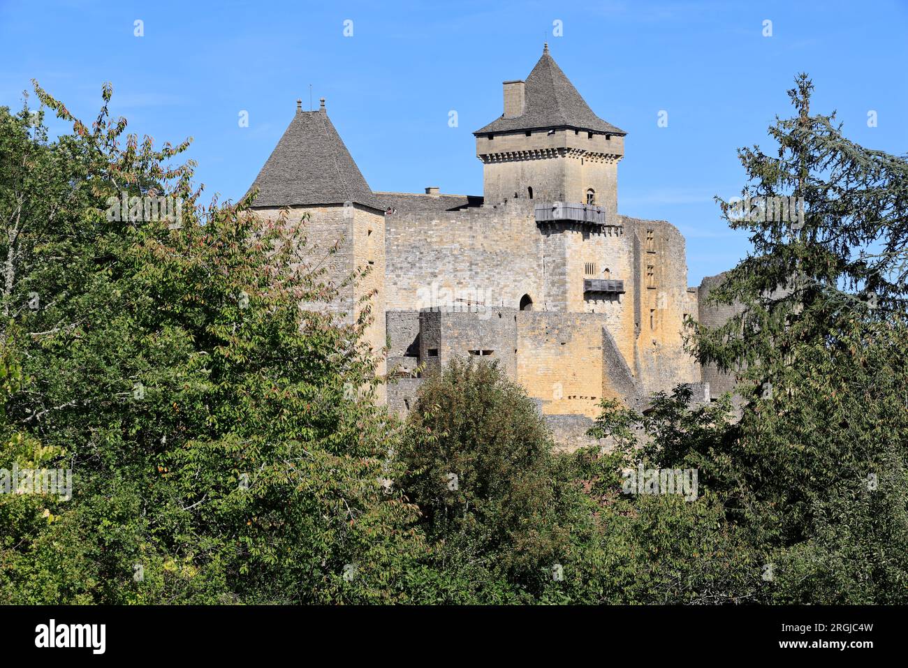 Le château Fort de Castelnaud en Périgord abrite le musée de la Guerre au Moyen Âge. Dordogne, Périgord, Frankreich, Europa Stockfoto
