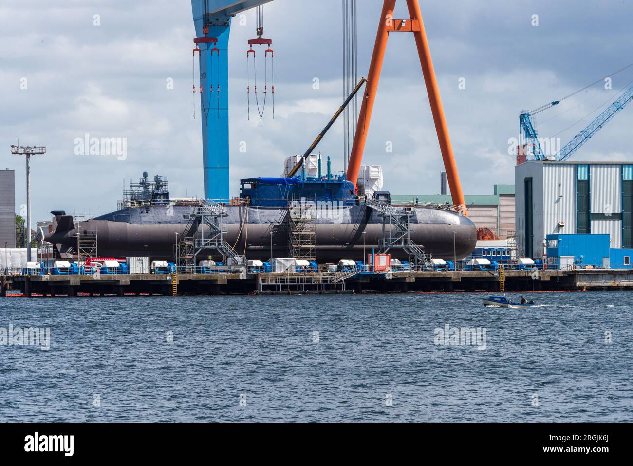 Kiel, Deutschland, August 2023 Hafenimpressionen, das aktuelle modernste auf der Werft bei TKMS gebaute konventionelle Uboot für die Israelische Marine Stockfoto