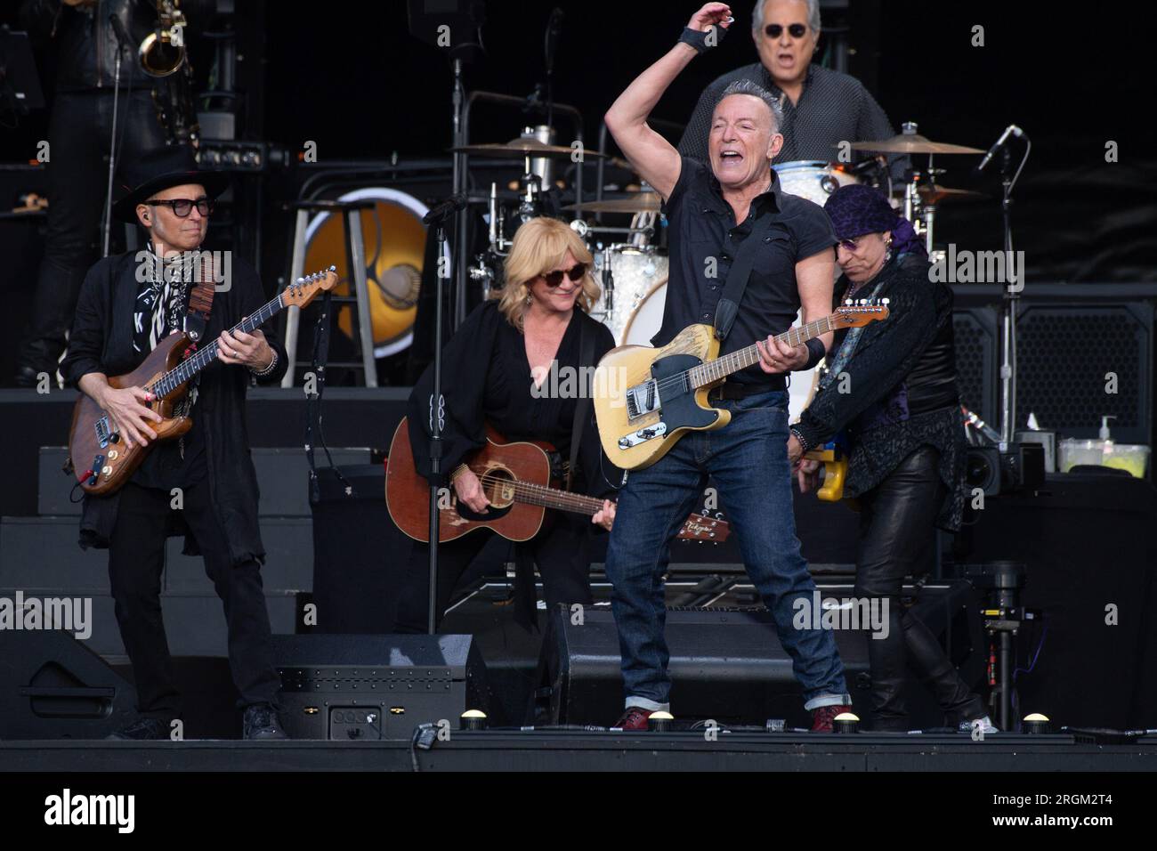 London, Großbritannien. 06. Juli 2023. Abbildung von links nach rechts: Nils Lofgren, Patti Scialfa, Bruce Springsteen, Max Weinberg, Steven Van Zandt, Auftritt auf der BST Hyd Stockfoto