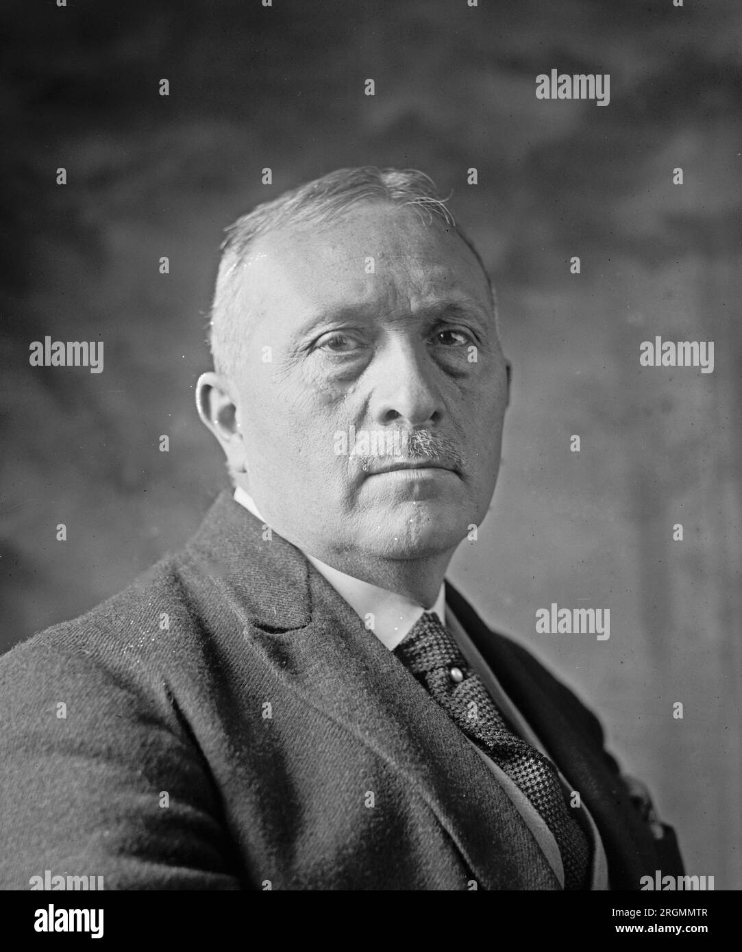 Das Foto zeigt Jean Raphael Adrien René Viviani (1863-1925), der im ersten Jahr des Ersten Weltkriegs als Premierminister Frankreichs diente. 1921 Stockfoto
