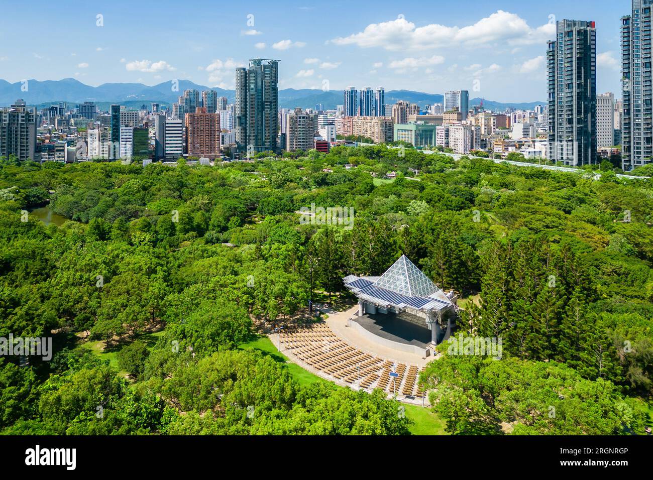 Luftaufnahme des Daan Forest Park in Taipei, Taiwan Stockfoto