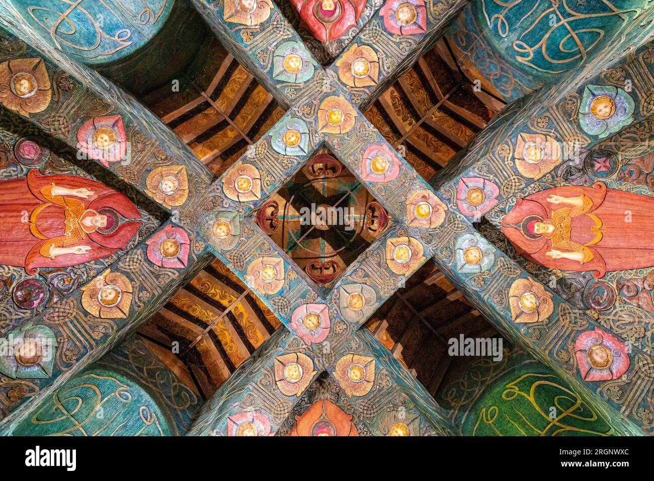 Deckenspitze der Watts Chapel, Compton, Surrey, England Stockfoto