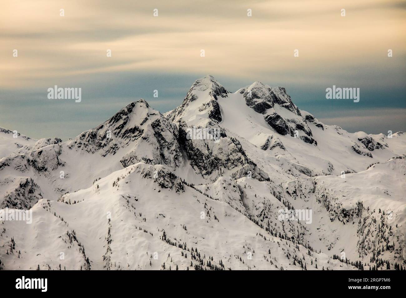 Malerischer Bergblick, Winterlandschaft Kanada Stockfoto