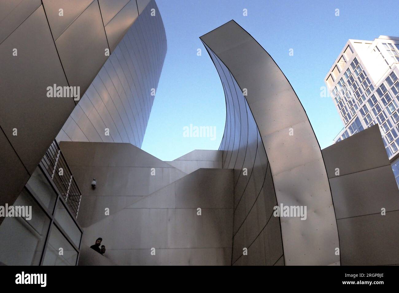 Walt Disney Concert Hall, 111 South Grand Avenue in Downtown Los Angeles, Kalifornien, USA, 14. November 2022. (CTK-Foto/Pavel Vesely) Stockfoto