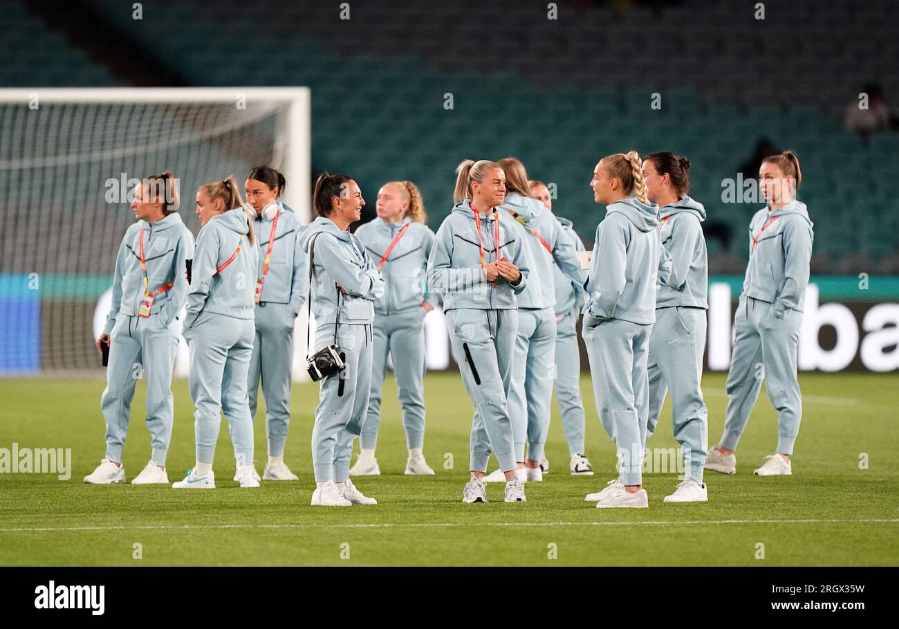 Englische Spieler besichtigen das Spielfeld vor dem Viertelfinale der FIFA Women's World Cup im Stadium Australia, Sydney. Foto: Samstag, 12. August 2023. Stockfoto