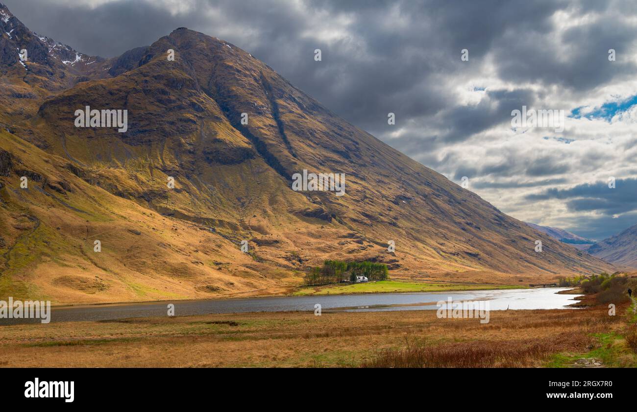 Das kleine weiße Haus von Glencoe Stockfoto