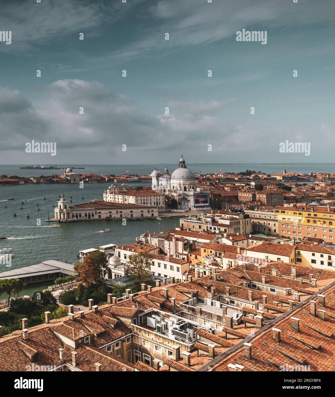 Himmel über Venedig Stockfoto
