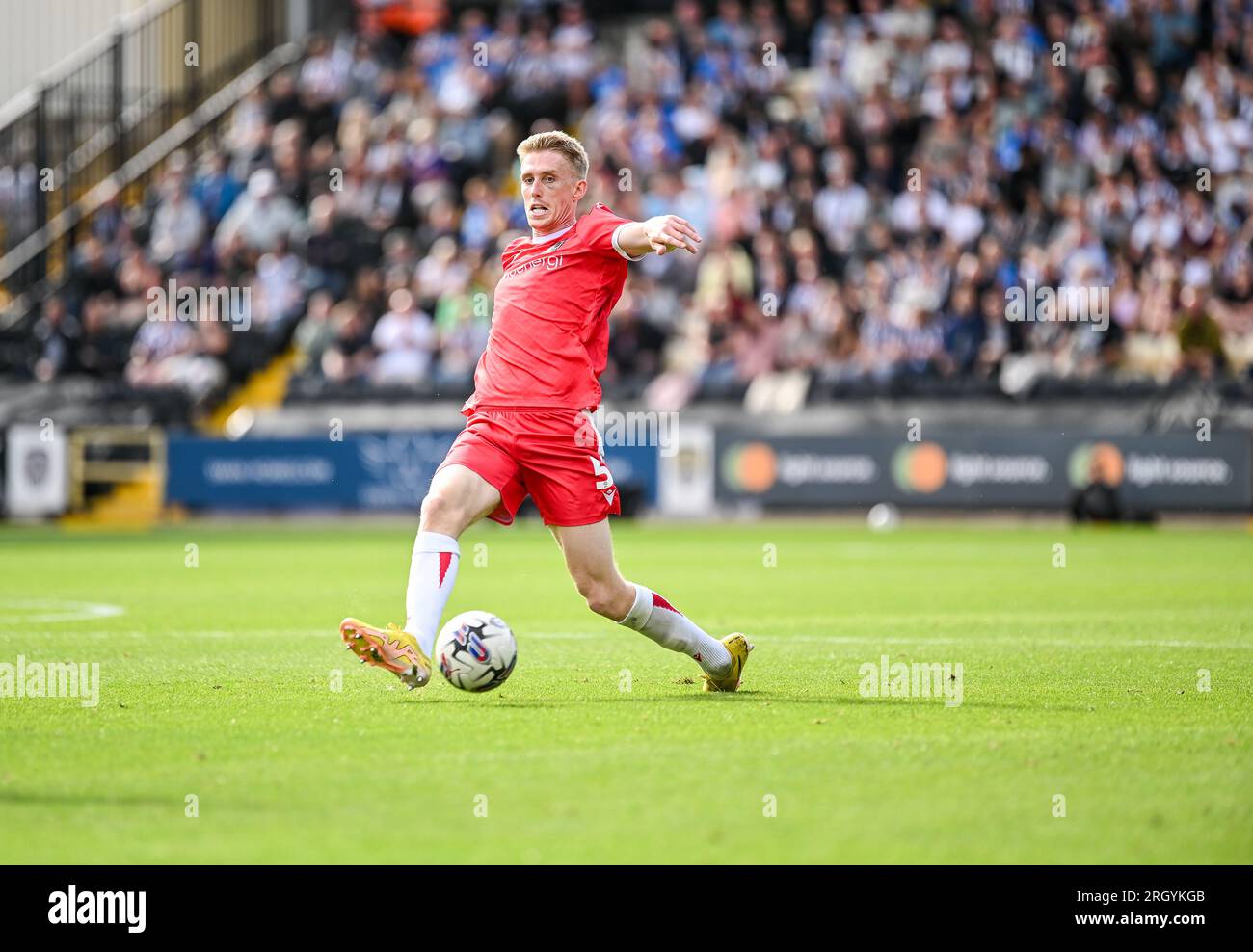 Nottingham, Großbritannien, 12. August 2023. Harvey Rodgers für Grimsby während der Sky Bet EFL League zwei Fußballspiele zwischen Notts County FC und Grimsby Town FC in Meadow Lane, Nottingham, Großbritannien.Guthaben: Jon Corken/Alamy Live News Stockfoto