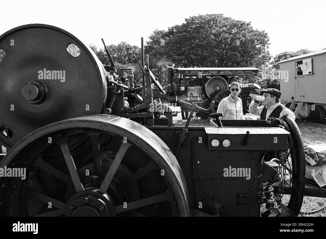 Stolze Besitzer, die am 12. August 2023 Dampflokomotiven der Carnhell Green Vintage Rally ausstellen Stockfoto