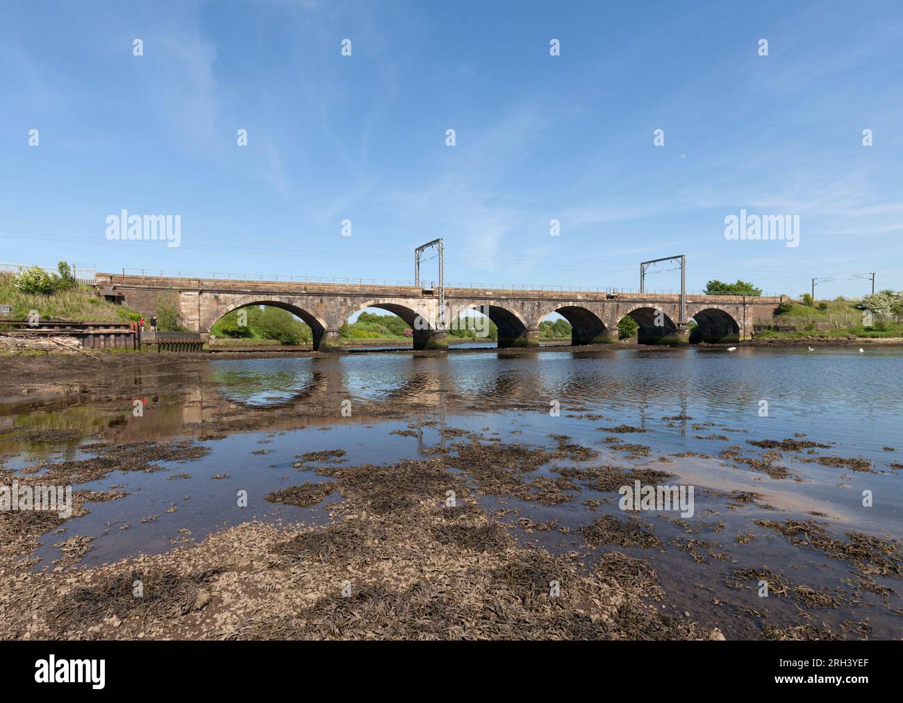 Queens Viadukt, Eisenbahnviadukt Irvine, über den Fluss Irvine, Ayrshire, Schottland Stockfoto