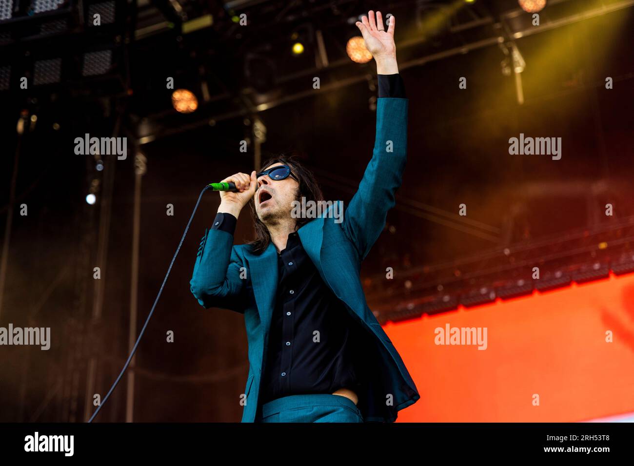 MAILAND, ITALIEN - JULI 2: Bobby Gillespie von Primal Scream tritt am 2. Juli 2023 auf der I-Days 2023 Ippodromo Snai La Maura Milan in Mailand auf. (Foto: Roberto Finizio/NurPhoto) Stockfoto