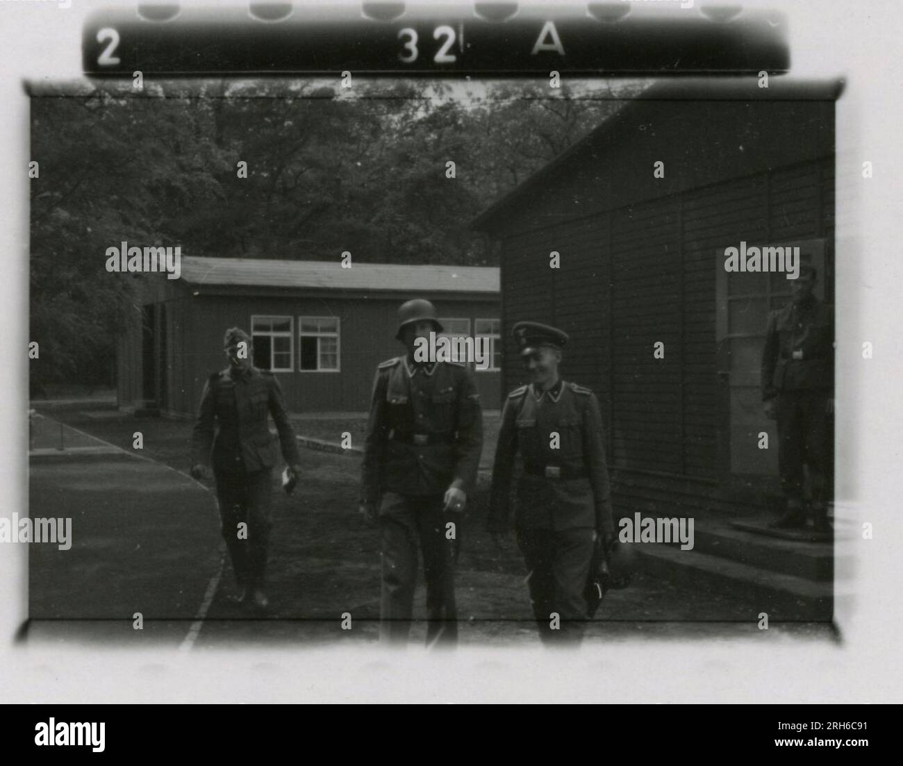 Waffen ss kriegsberichter uniform Fotos und Bildmaterial in hoher