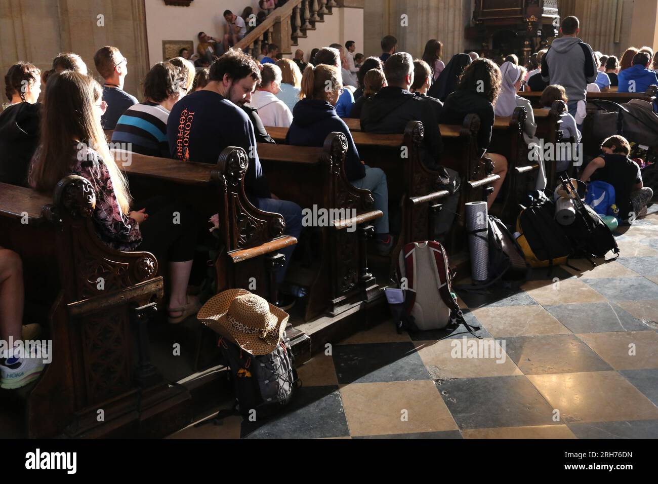 Krakau. Krakau. Polen. Beginn der jährlichen Wanderpilgerfahrt nach Jasna Gora in Czestochowa, dem Heiligtum der Schwarzen Madonna. Stockfoto
