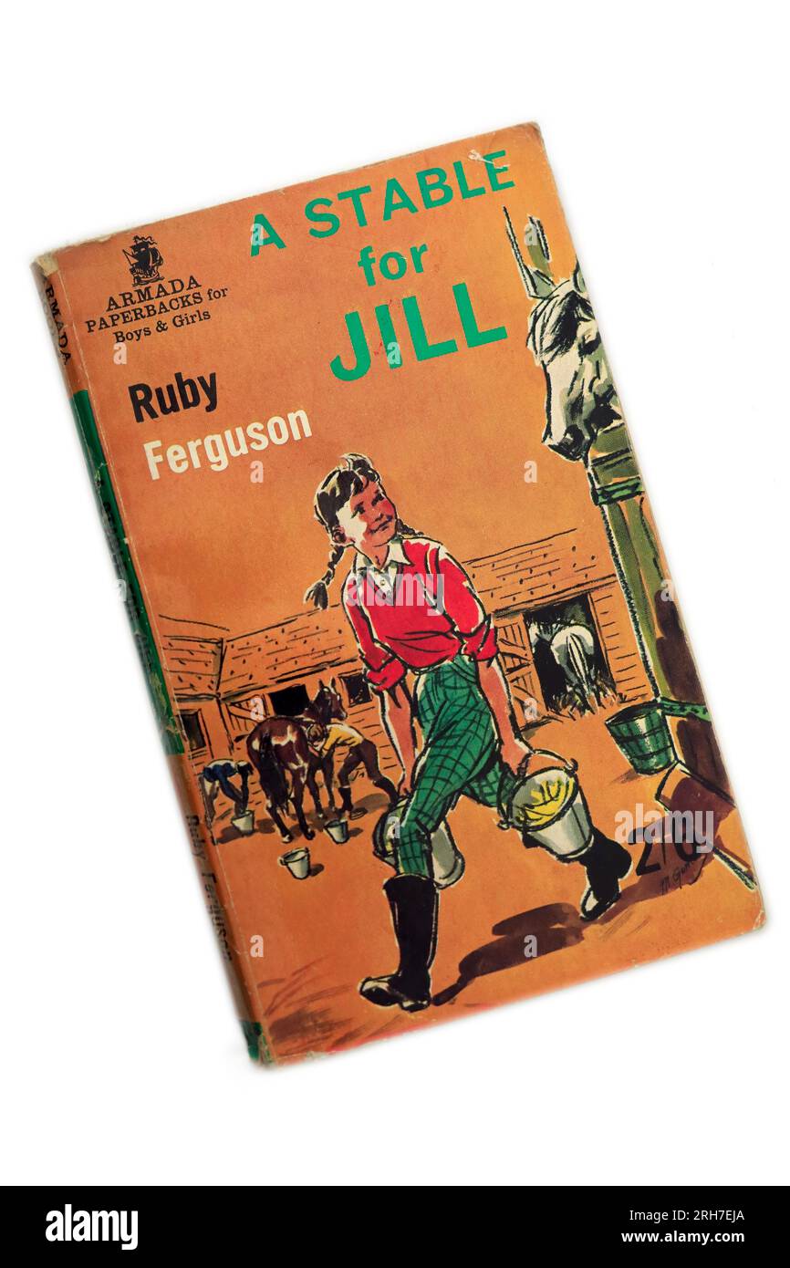 Ein Stall für Jill von Ruby Ferguson, altes Bucheinband. Studio-Einrichtung mit weißem Hintergrund. Stockfoto