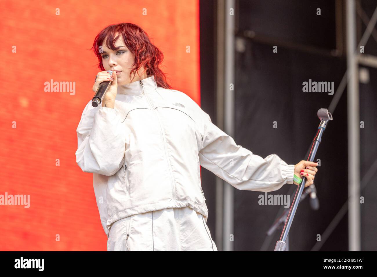 San Francisco, USA. 13. Aug. 2023. Upsahl (Taylor Upsahl) während des Outside Lands Music Festivals am 13. August 2023 in San Francsico, Kalifornien (Foto: Daniel DeSlover/Sipa USA) Guthaben: SIPA USA/Alamy Live News Stockfoto