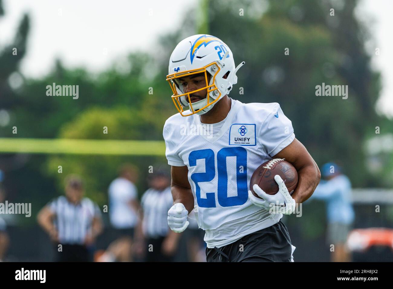 Darrius Shepherd (20) spielt den Ball während des Trainingslagers im Jack Hammett Sports Complex, Montag, 14. August 2023, in Costa Mesa. Calif. (Louis Chen/Image of Sport) Stockfoto