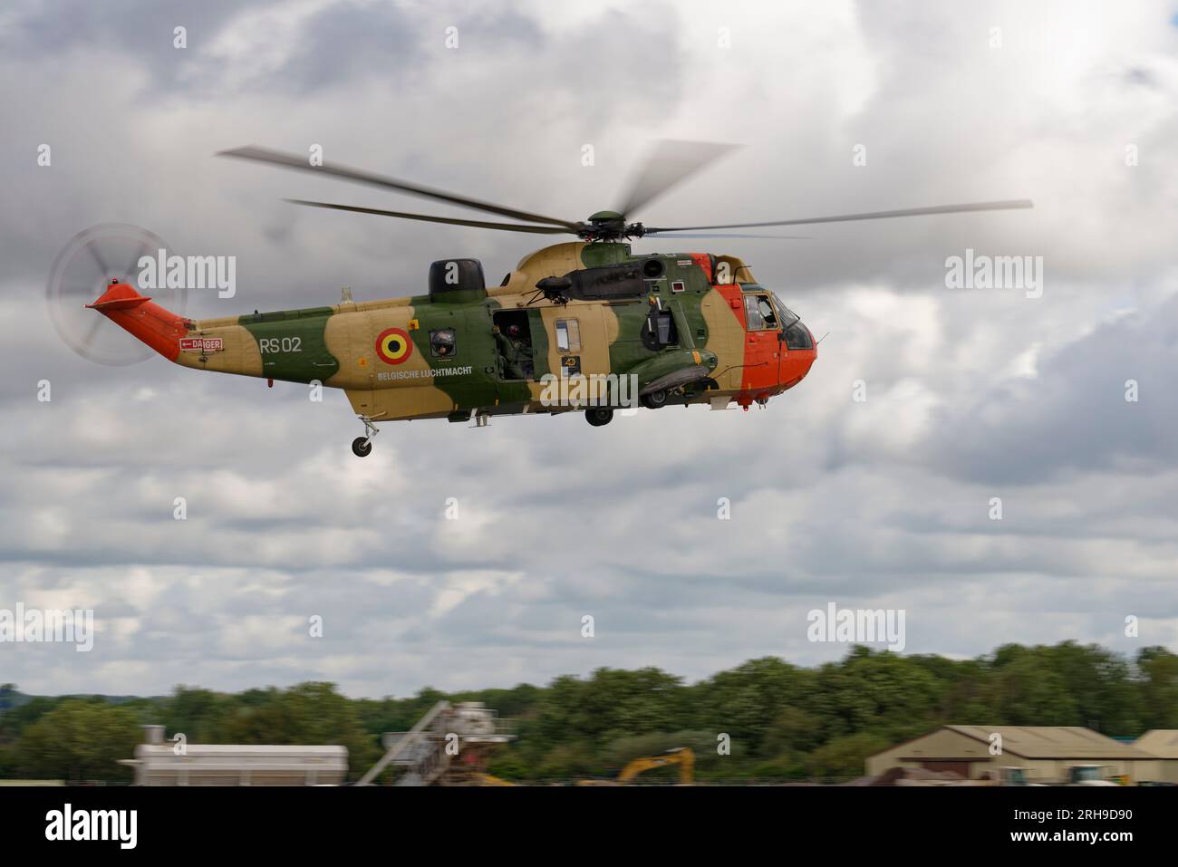 Historic Helicopters Westland Sea King Search and Rescue Helicopter RS02 startet nach der Teilnahme am RIAT von RAF Fairford in Südengland Stockfoto