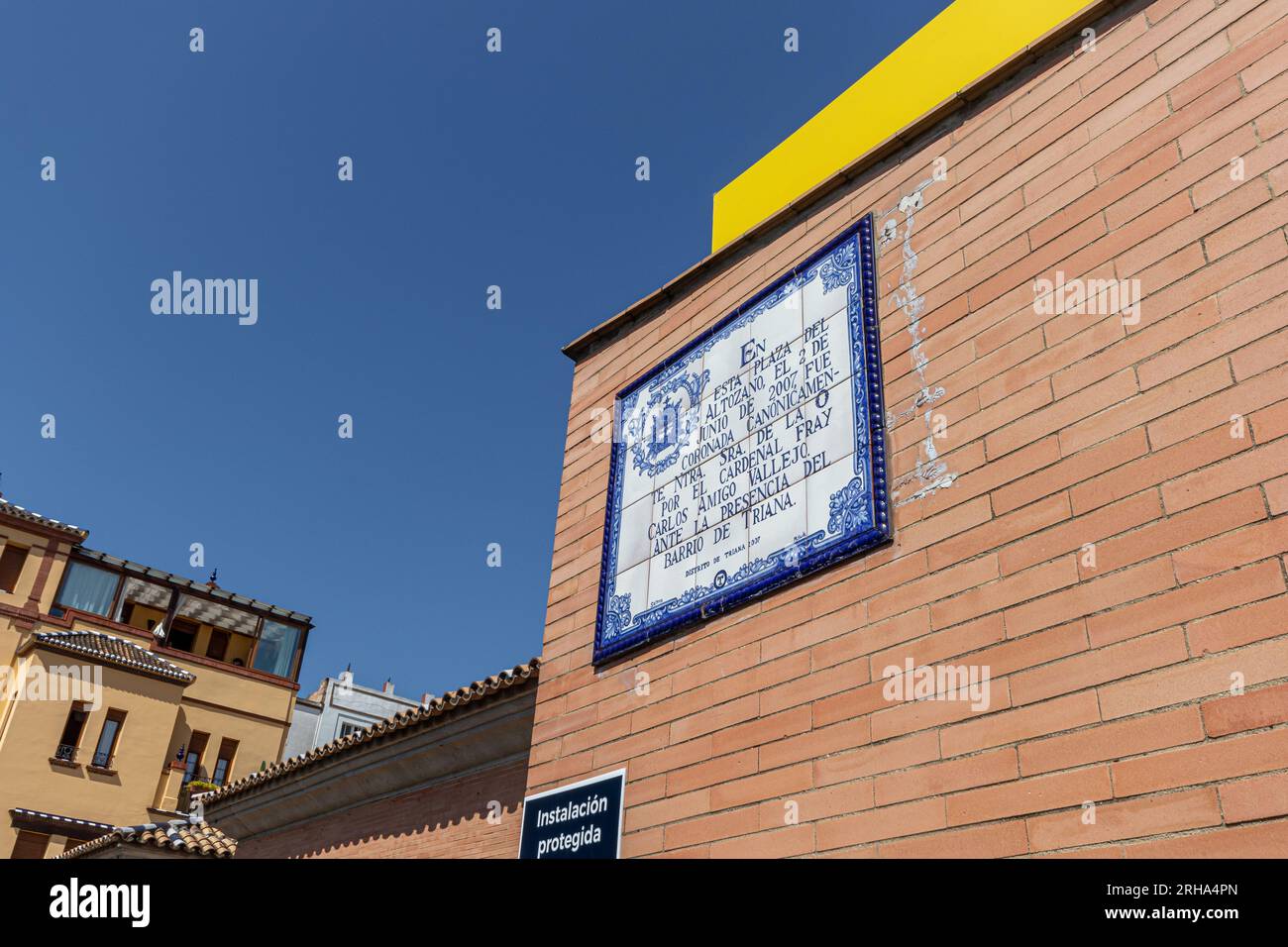 Sevilla, Spanien. Asulejo (verzinnte Fliesen) im Mercado de Abastos (Marktplatz) Stockfoto