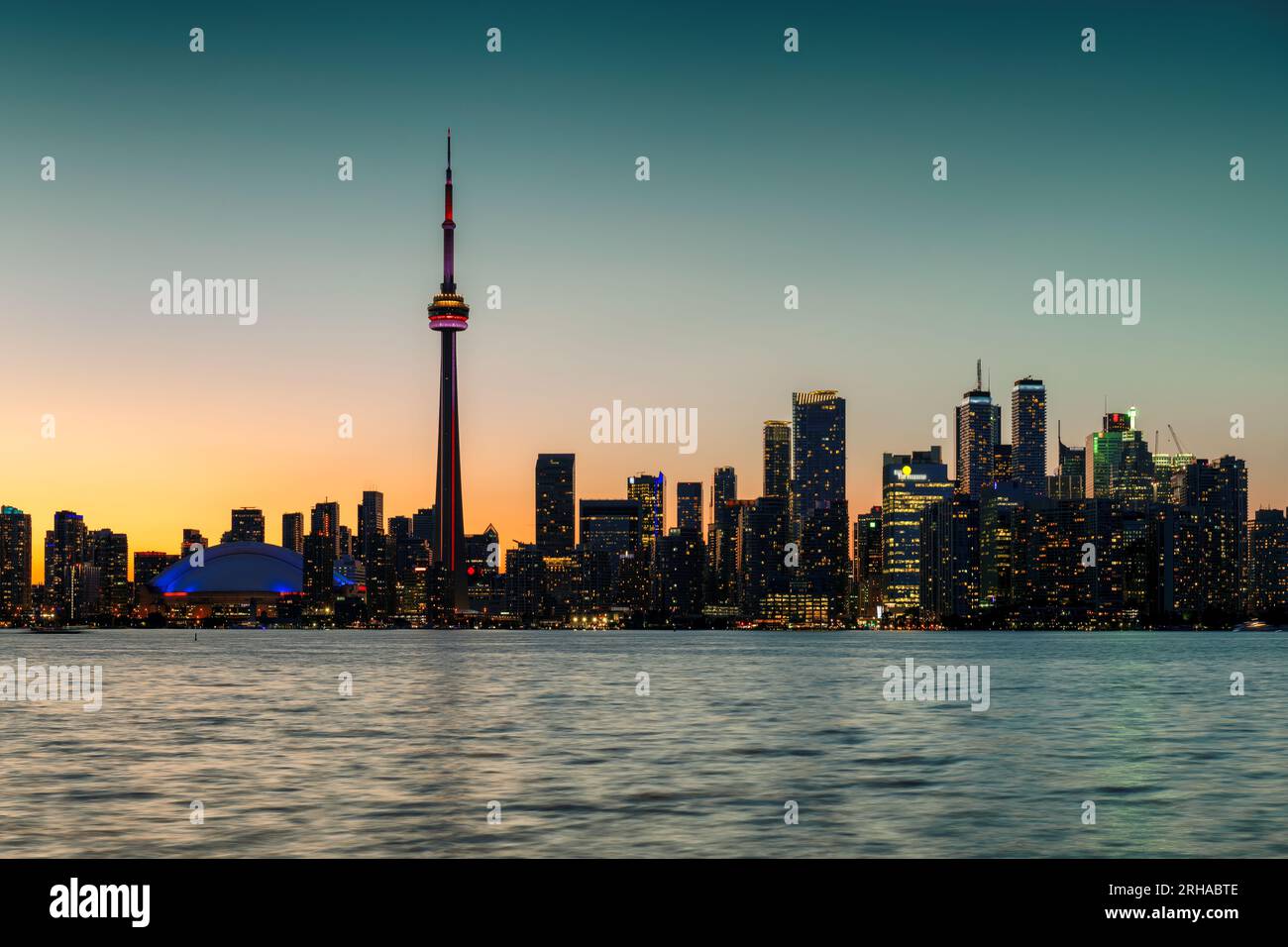 Die Skyline von Toronto bei Sonnenuntergang, Kanada Stockfoto