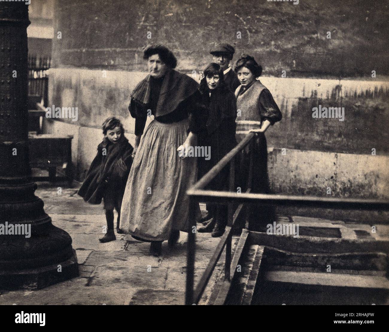 Scene d'une Famille vertreibt ein Paris. Fotografie, FIN 19eme Siecle, Paris. Stockfoto