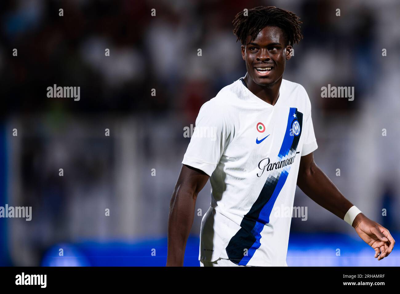 Yann Aurel Bisseck vom FC Internazionale schaut beim freundlichen