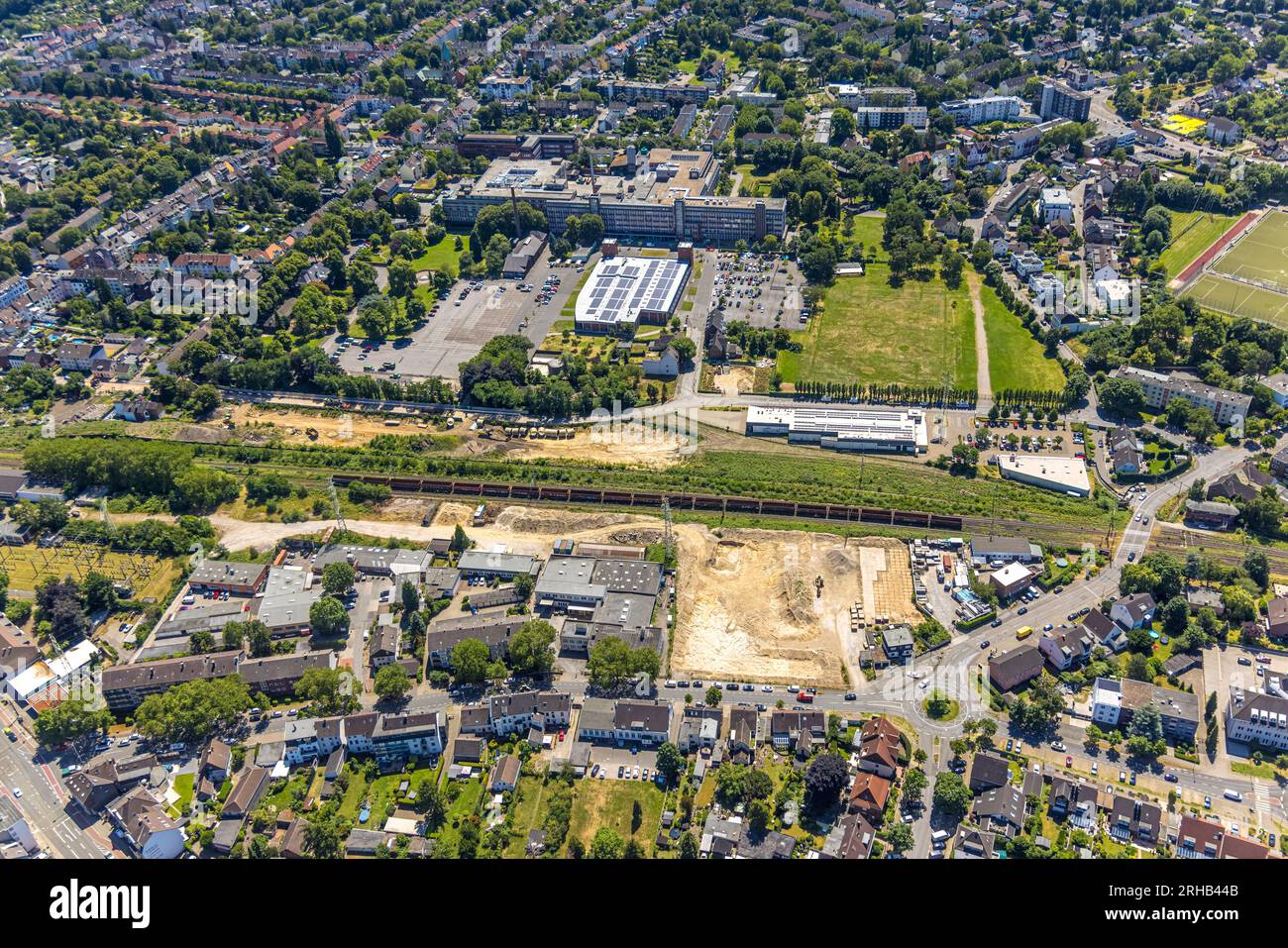 Luftaufnahme, TECHNIKUM Mülheim, Standardkessel Baumgarte GmbH,  Wissollstraße, Baustelle Heerstraße, Speldorf, Mülheim an der Ruhr,  Ruhrgebiet Stockfotografie - Alamy