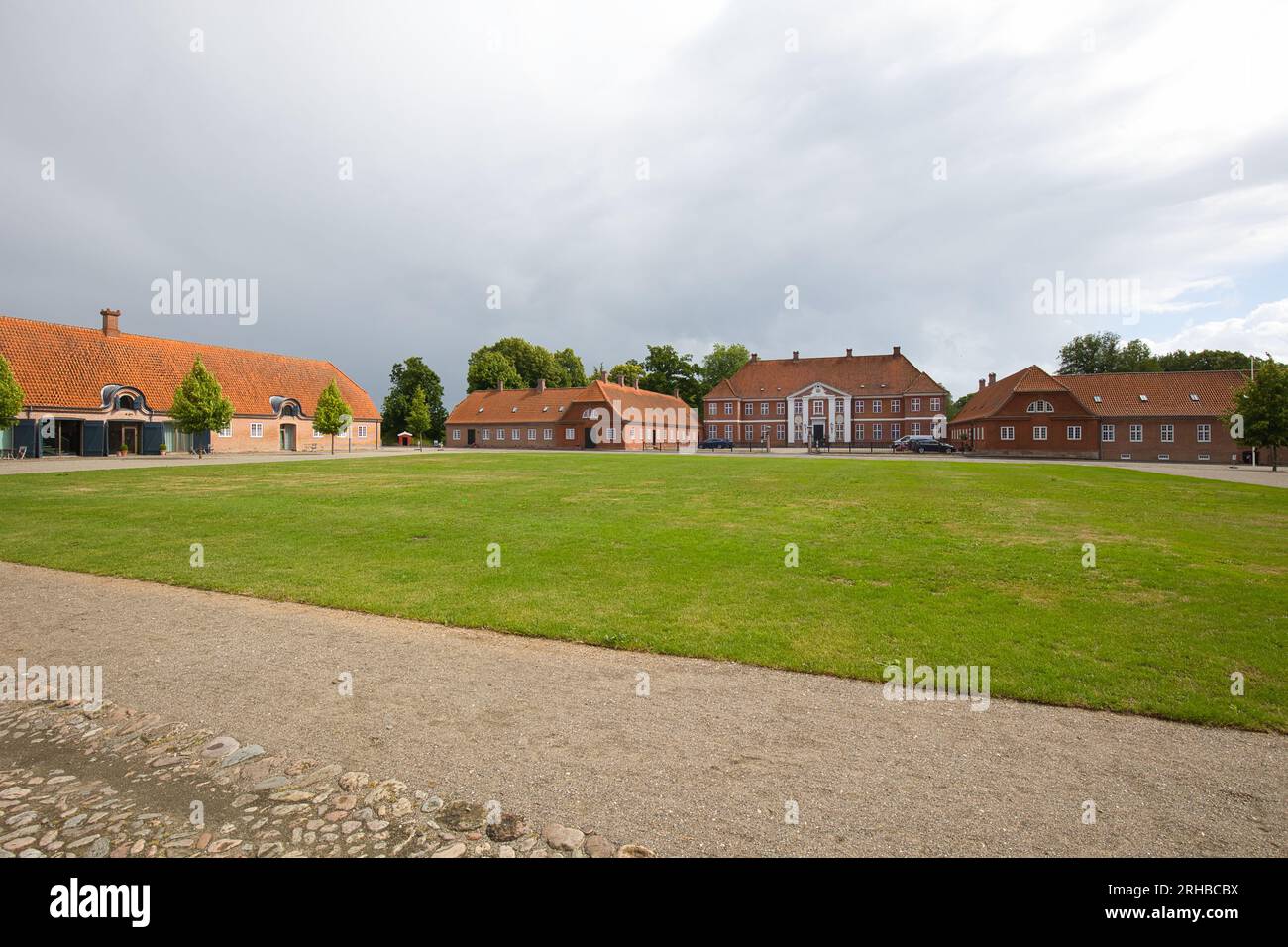 Dänemark, Middelfart - 02. Juli 2023: Hindsgavl Slot liegt westlich von Middelfart auf der dänischen Insel Funen. Stockfoto