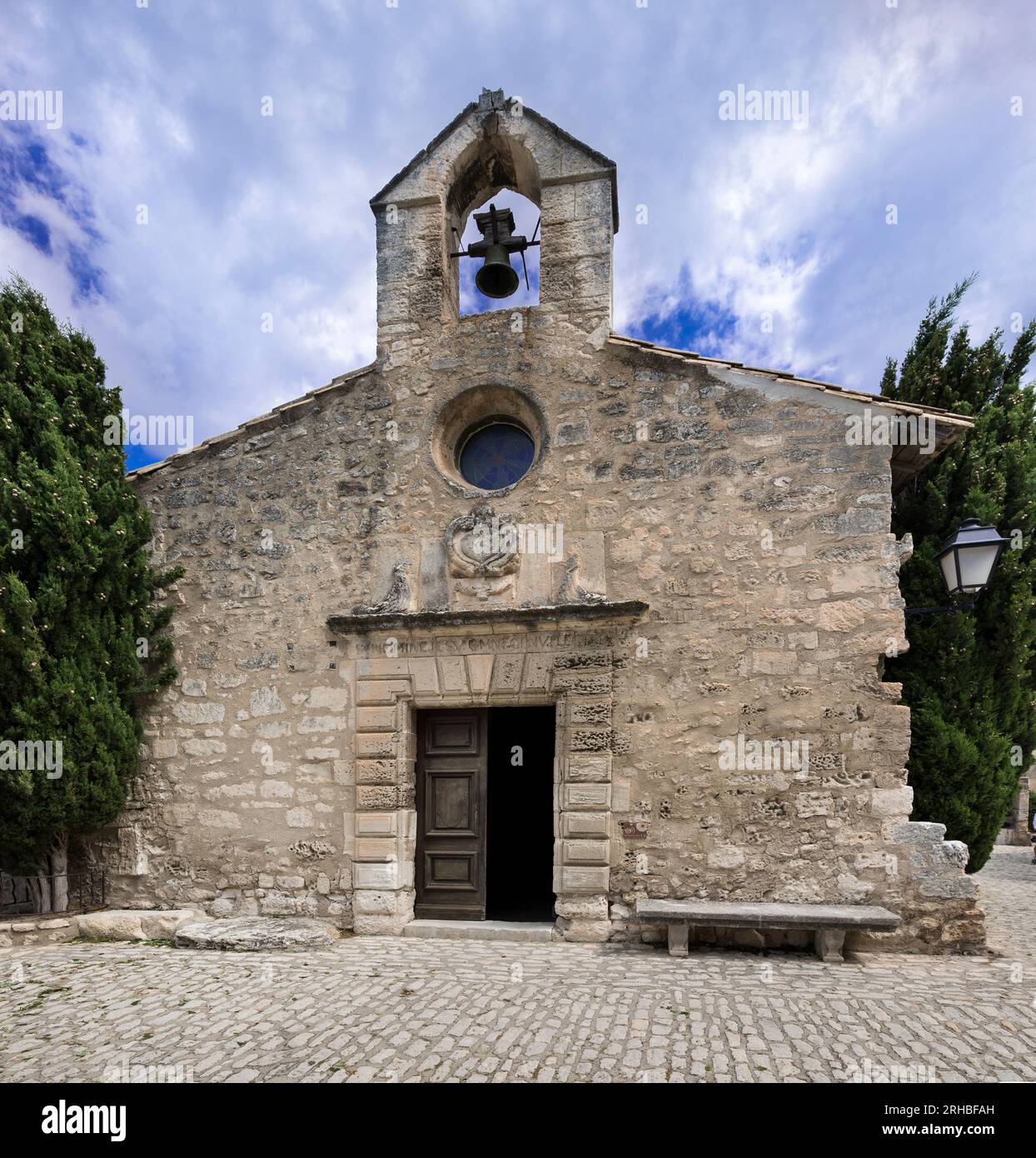 Kapelle der Weißen Büßer. in Les Baux-de-Provence. Bouches-du-Rhône, Provence, Frankreich, Europa. Stockfoto
