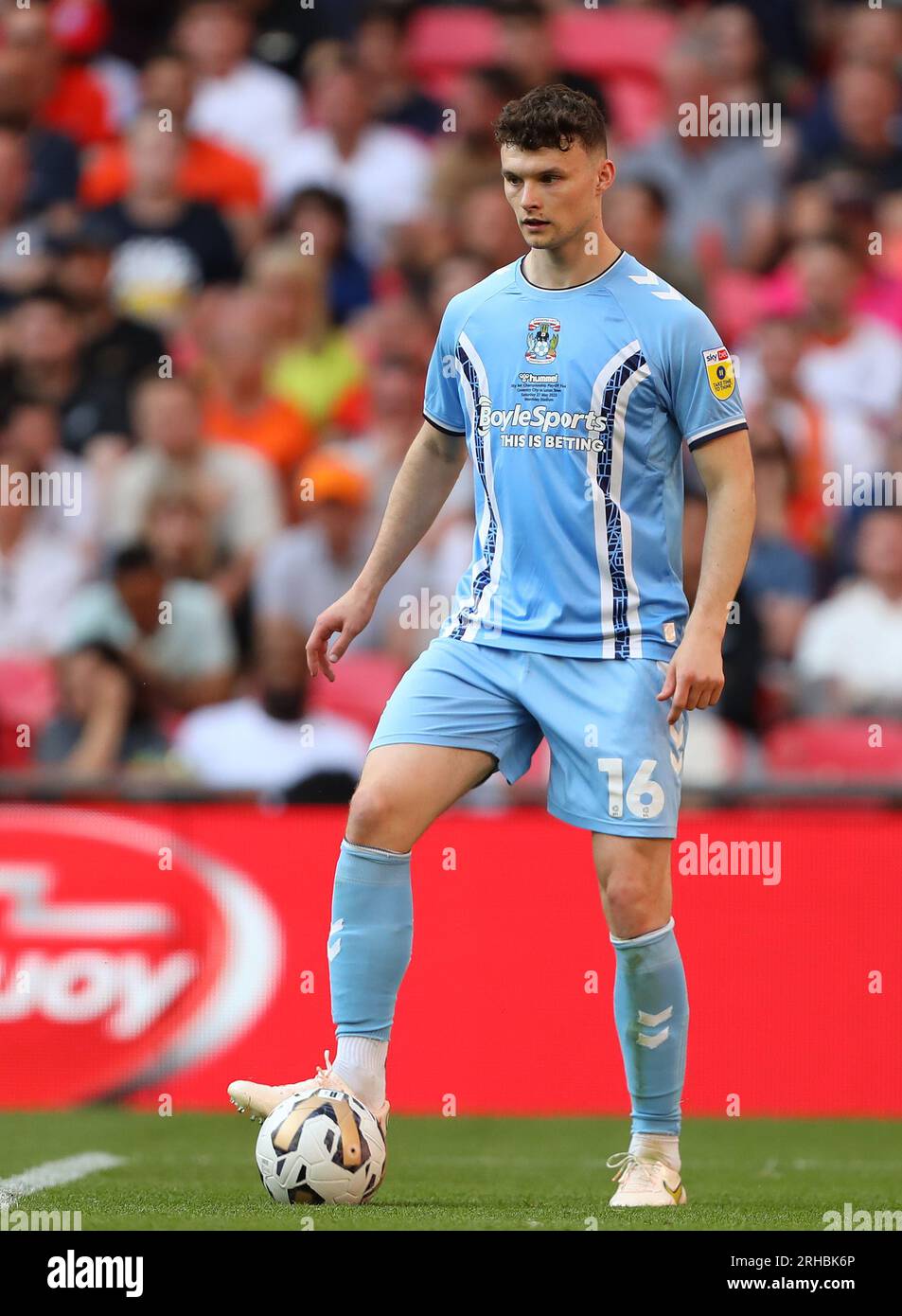 Luke McNally aus Coventry City - Coventry City / Luton Town, Sky Bet Championship Play-Off Final, Wembley Stadium, London, Großbritannien - 27. Mai 2023 nur redaktionelle Verwendung - es gelten Einschränkungen für DataCo Stockfoto