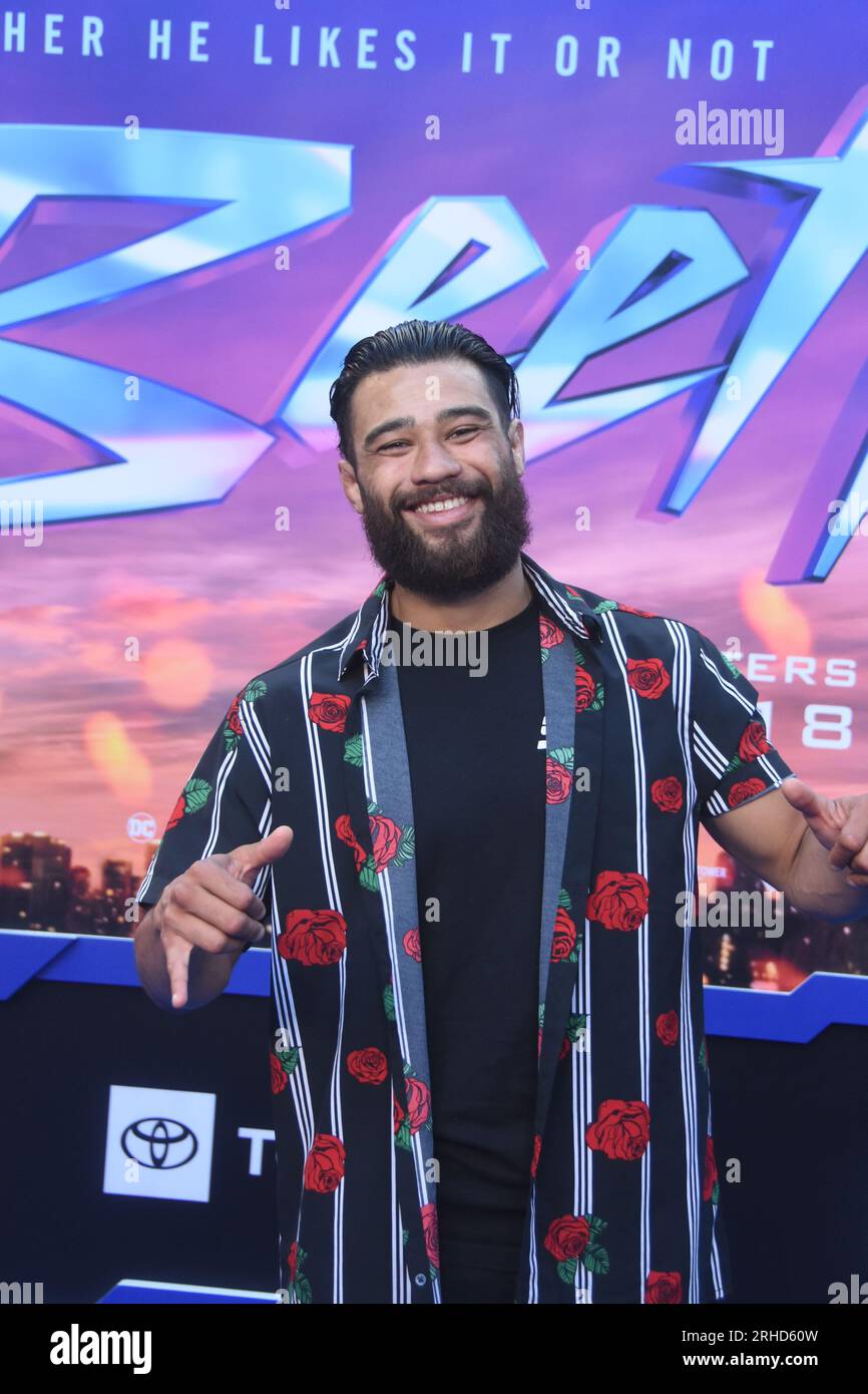 Los Angeles, Kalifornien, USA 15. August 2023 MMA Fighter Rick Zelada besucht Warner Bros Bilder ÔBlue BeetleÕ Special Screening im TCL Chinese Theatre am 15. August 2023 in Los Angeles, Kalifornien, USA. Foto: Barry King/Alamy Live News Stockfoto