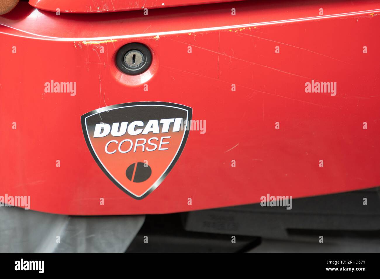 Bavaglino Ducati Corse - Con Logo U, Per Piccoli Appassionati Di Moto