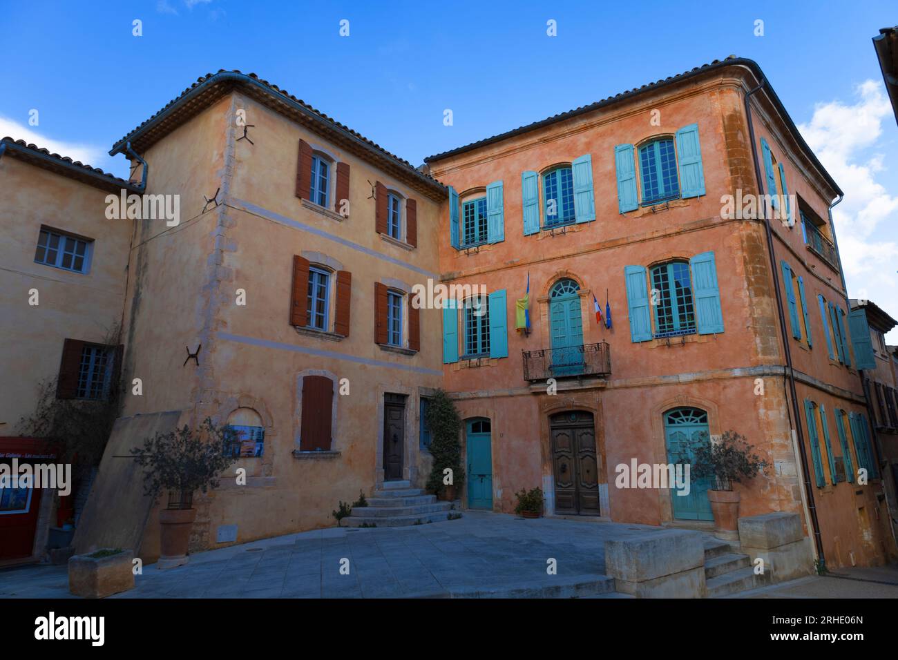 Rathaus in Roussillon, Provence, Frankreich Stockfoto