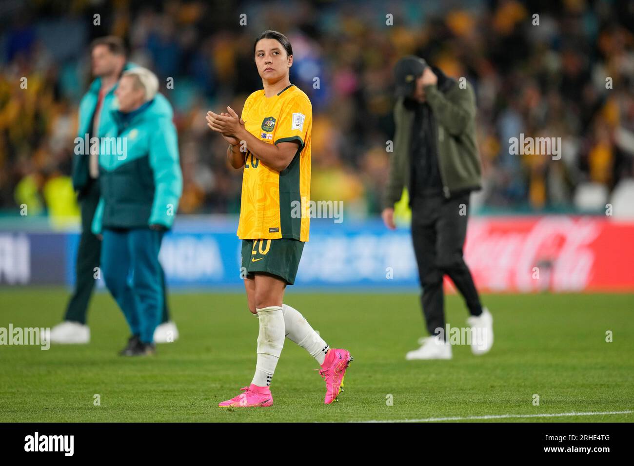 Australia's Sam Kerr reacts after the Women's World Cup semifinal soccer match between Australia and England at Stadium Australia in Sydney, Australia, Wednesday, Aug. 16, 2023. (AP Photo/Abbie Parr) Stockfoto