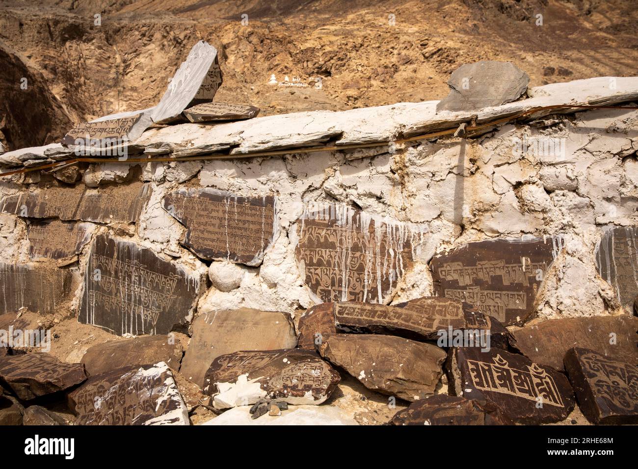 Indien, Ladakh, Nubra Valley, Hunder Gompa, Skalzang Mani Wall, uralte Mani-Steine Stockfoto