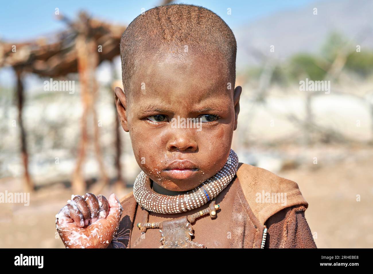 Namibia. Das Leben in einem Himba-Dorf. Region Kunene Stockfoto