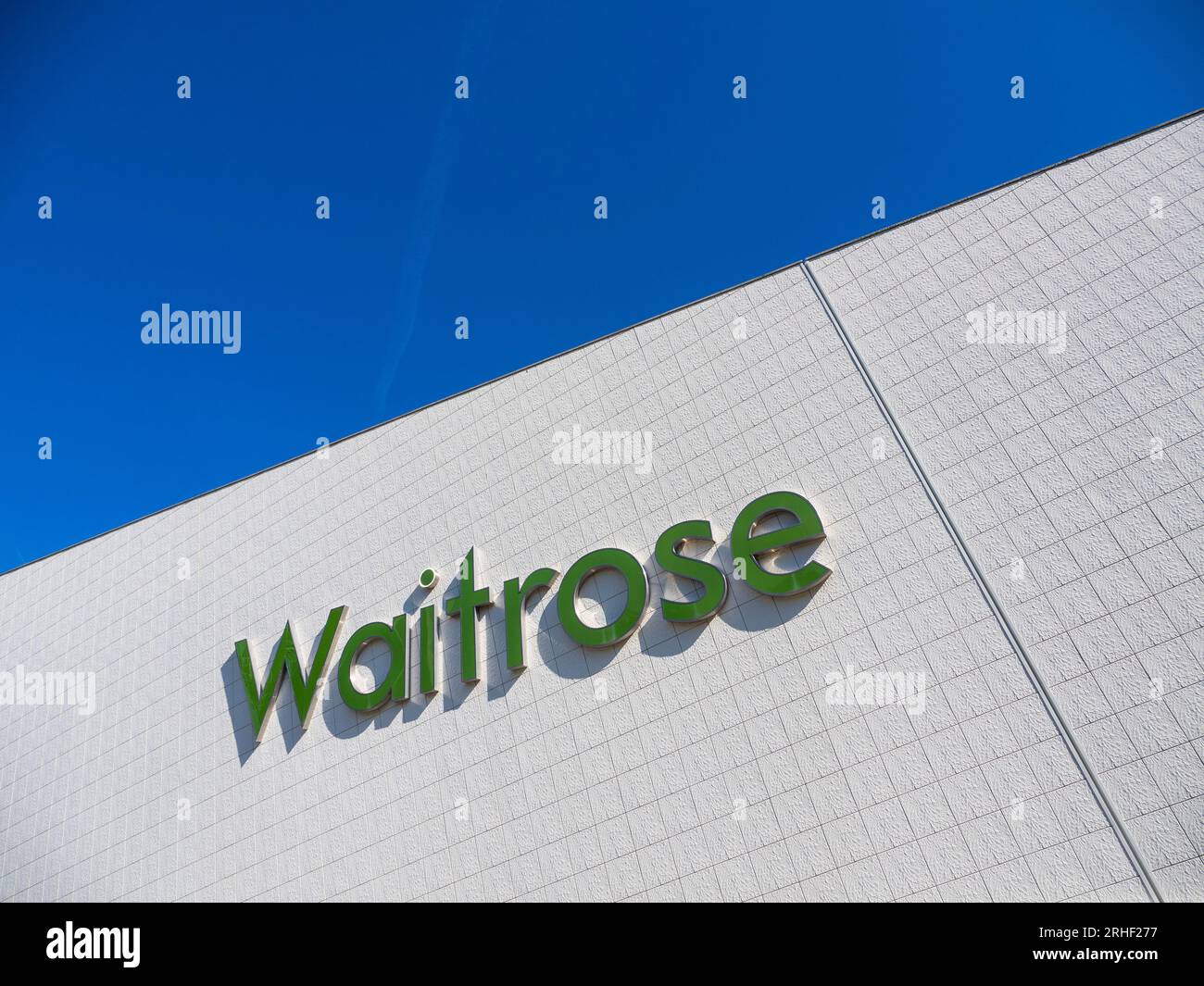 Modernes Gebäude, Waitrose, Basingstoke, Hampshire, England, UK, GB. Stockfoto