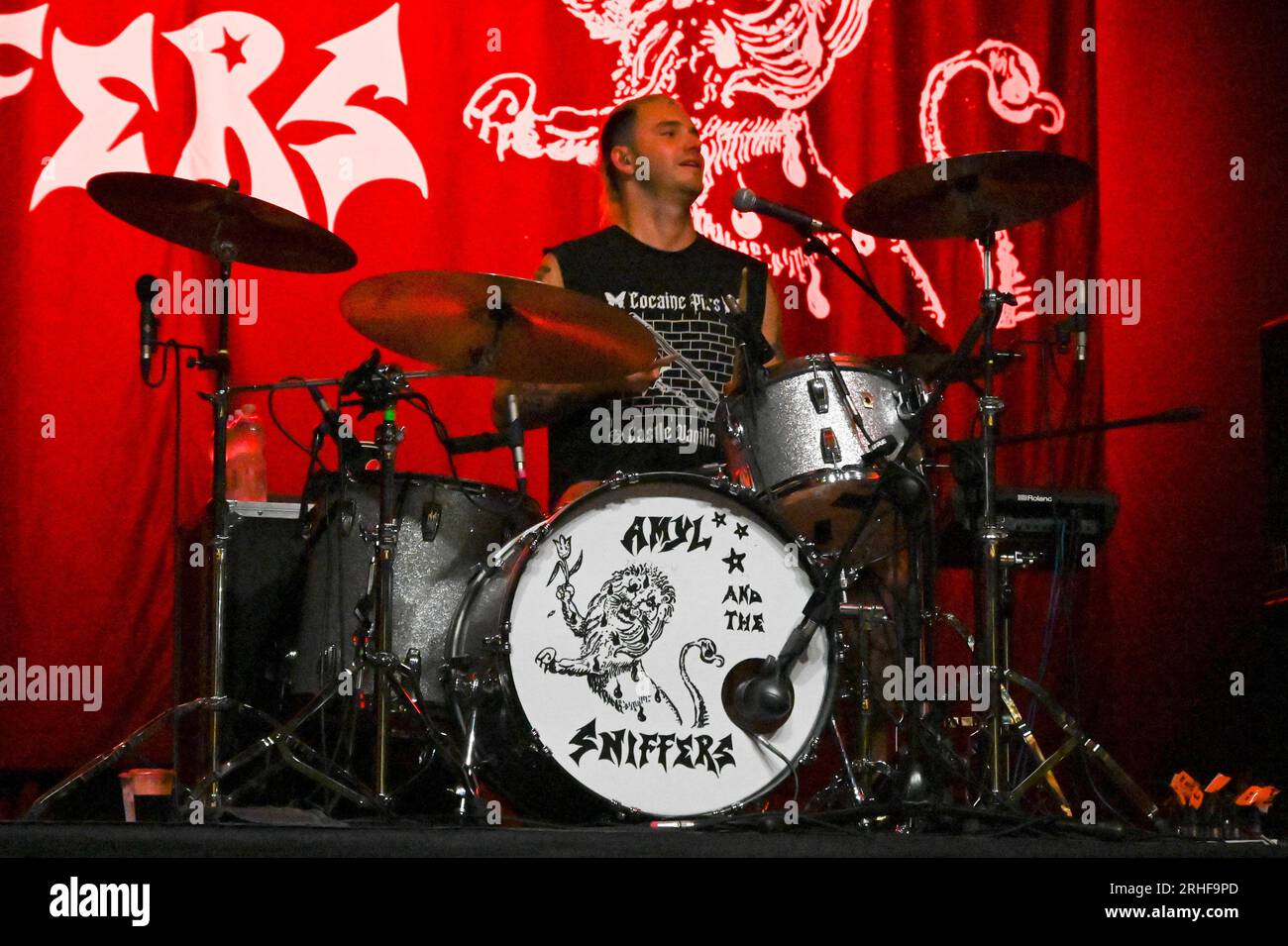 Padua, Italien. 15. Aug. 2023. Bryce Wilson on the Drums during Amyl and the Sniffers, Musikkonzert in Padua, Italien, August 15 2023 Kredit: Independent Photo Agency/Alamy Live News Stockfoto