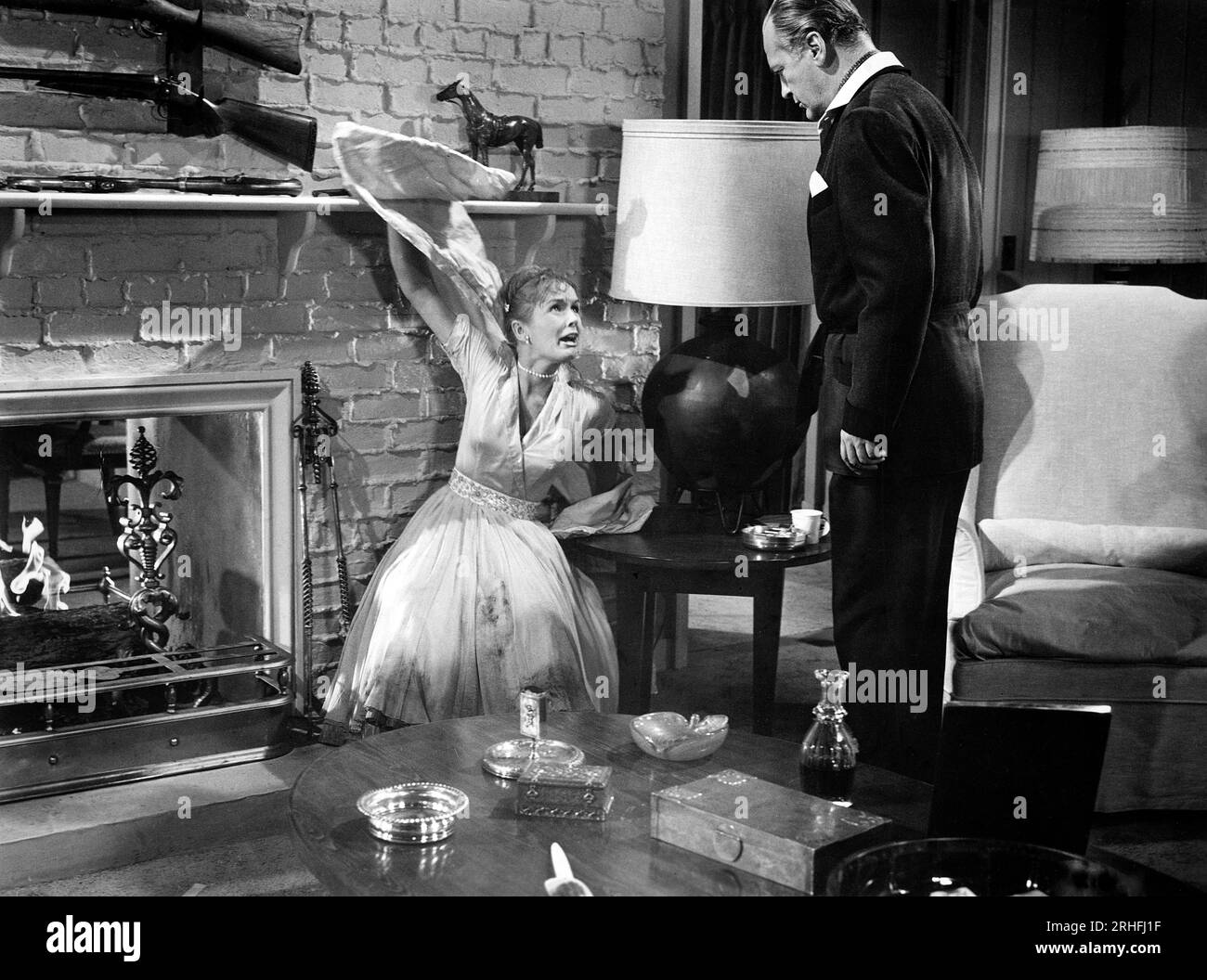 Debbie Reynolds, Curd Jurgens, Filmset „This Happy Feeling“, Universal Pictures, 1958 Stockfoto
