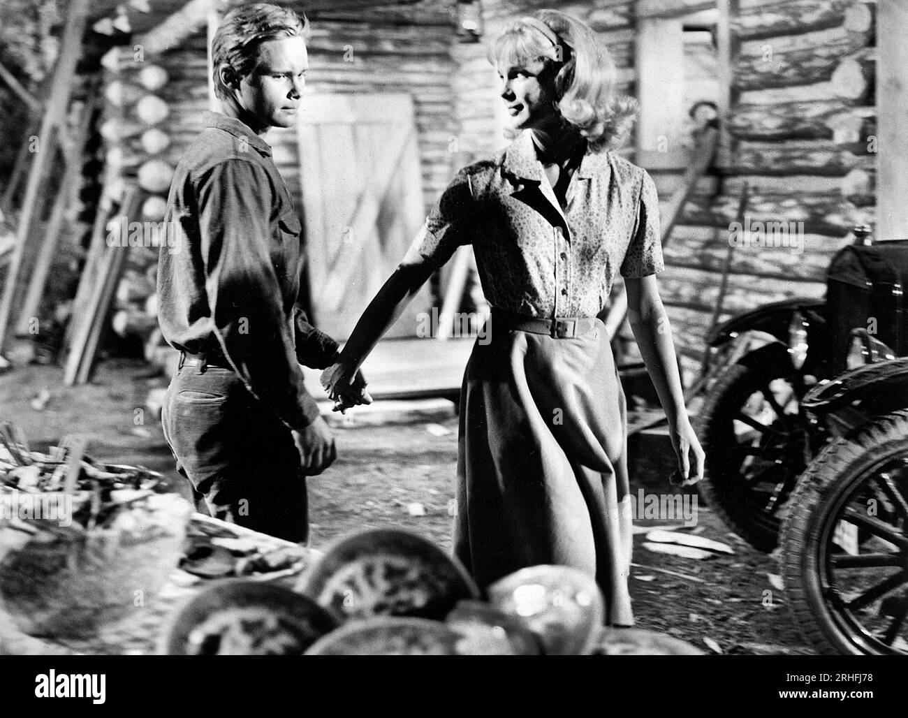 Brandon Dewilde, Linda Evans, am Set des Films „That Calloways“, Buena Vista Distribution, 1964 Stockfoto