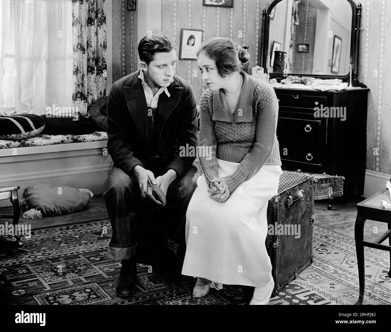 William Scott, Gladys Brockwell, am Set von The Silent Film, 'Thieves', Fox Film Corporation, 1919 Stockfoto