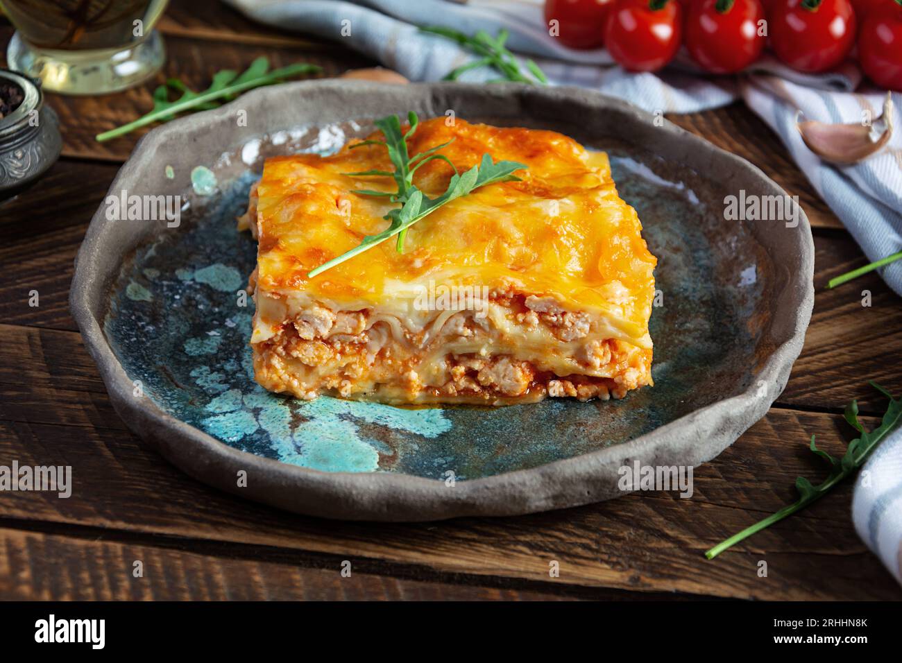 Fleischlasagne mit Bolognesesoße und Bechamelsoße. Klassische Lasagne Stockfoto