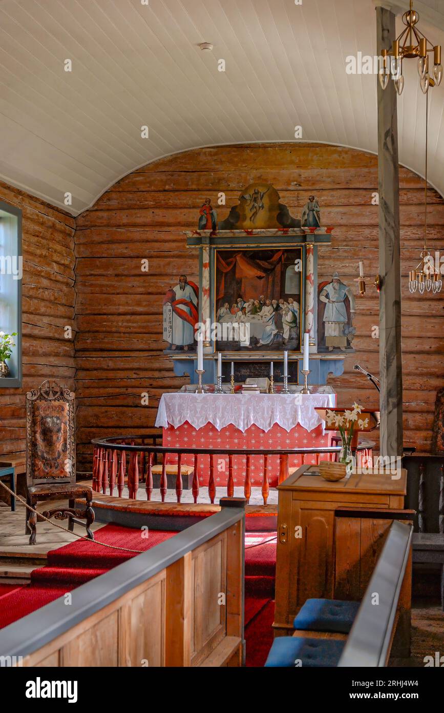 Das Innere der Stave-Kirche von Flakstad, Lofoten-Inseln, Norwegen Stockfoto